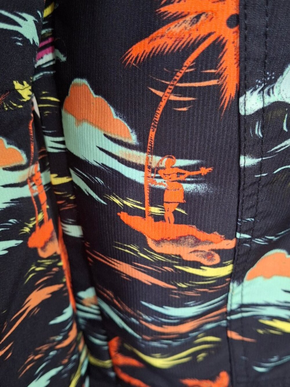Hurley Black Tropical Print Jacket with hood - Picture 11 of 16